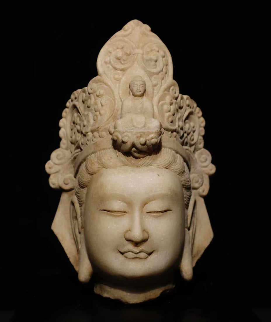 A Tang Dynasty white jade Guanyin head (1 of 9)