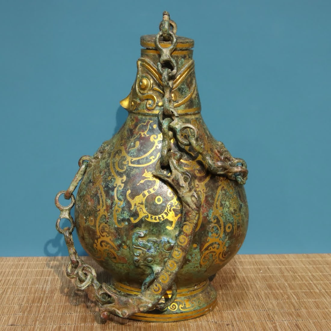 A piece of Han Dynasty bronze - Cuojin Tiliang (inscription) (1 of 9)