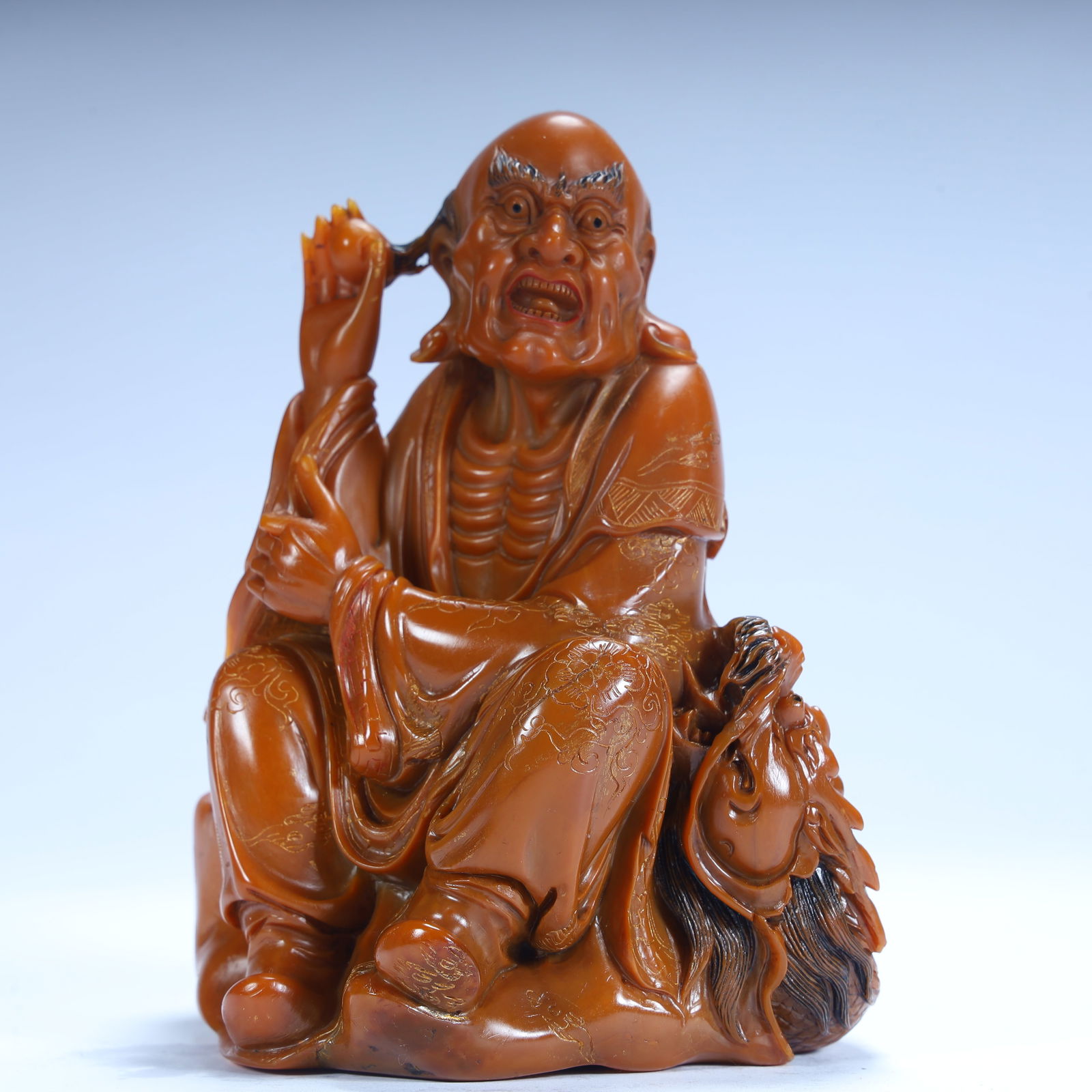 A statue of a dragon descending dragon in the Qing Dynasty (1 of 11)