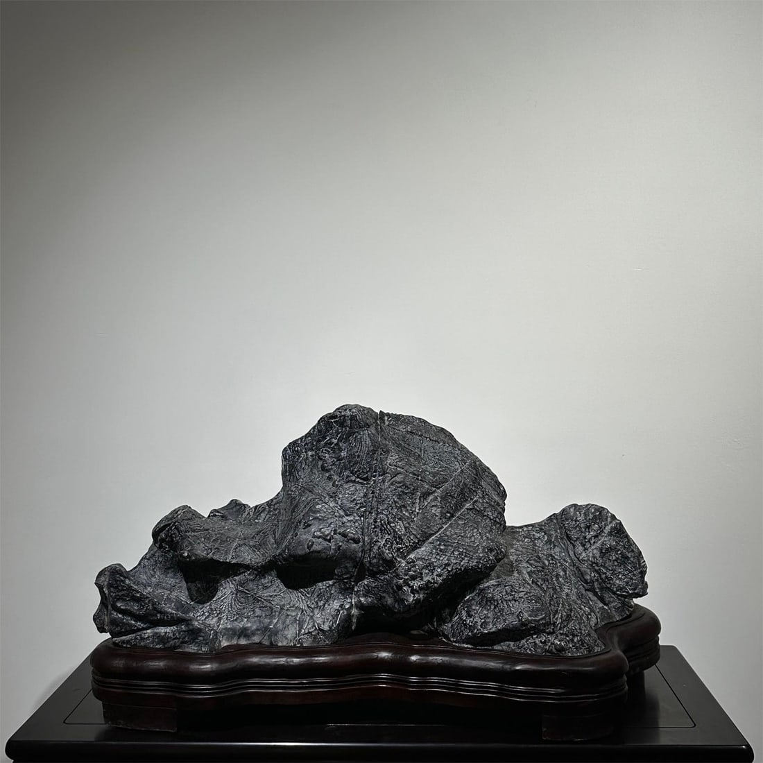 A beautiful Lingbi stone backer stone (1 of 9)