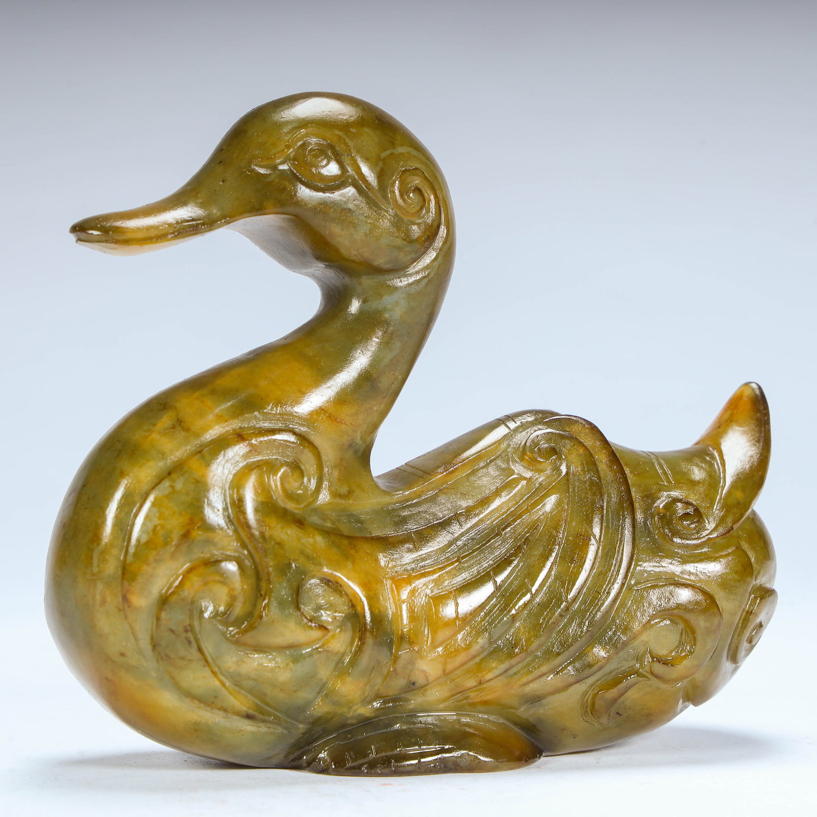A beautiful Hetian jade duck ornament (1 of 11)