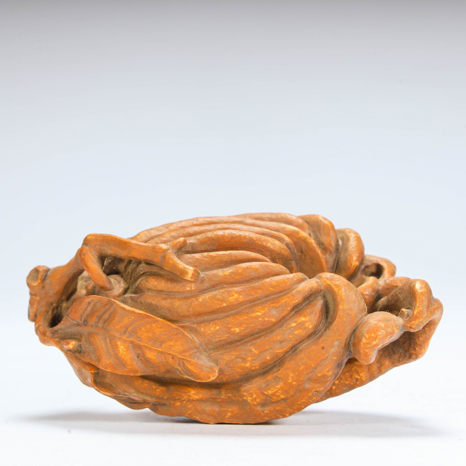 A boxwood carved Buddha's hand from the Qing Dynasty: Qing Dynasty boxwood carved Buddha's hand Size: H:4cm L: 9cm W:4.5cm W:61.6g (The Dimensions Of All Batches Are Manually Measured.If You Need More Detailed Information, Please Contact Our Customer Ser