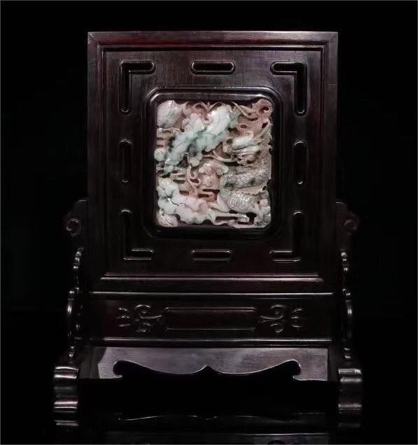An old mahogany inlaid jade dragon pattern screen from the Republic of China period (1 of 9)