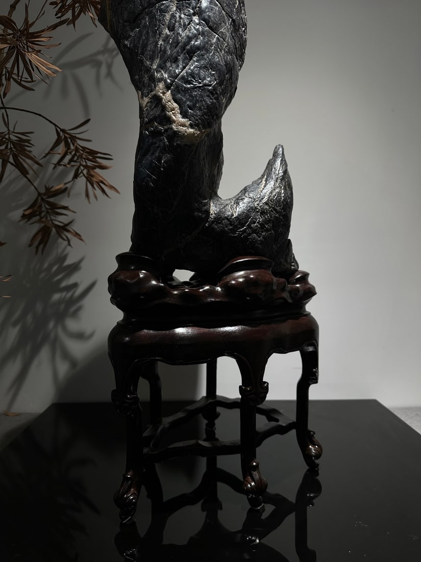 A fine Lingbi stone - 3