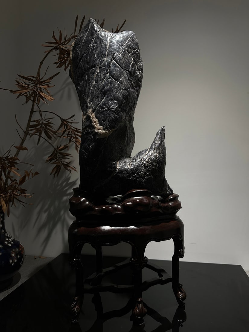 A fine Lingbi stone - 4