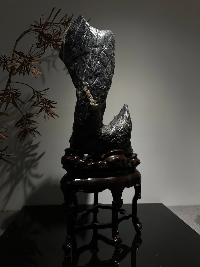 A fine Lingbi stone - 5