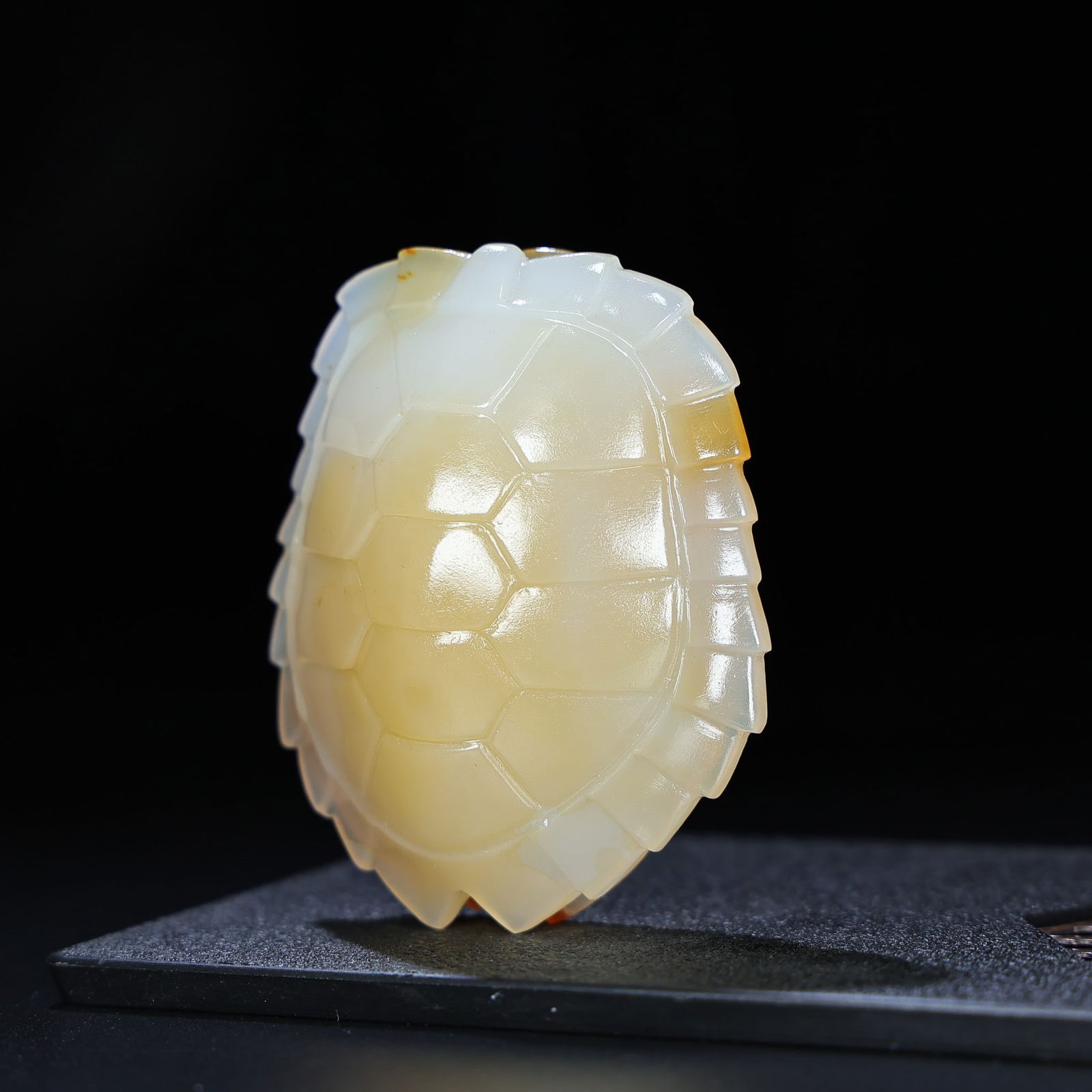 A fine agate tortoise shell - 9