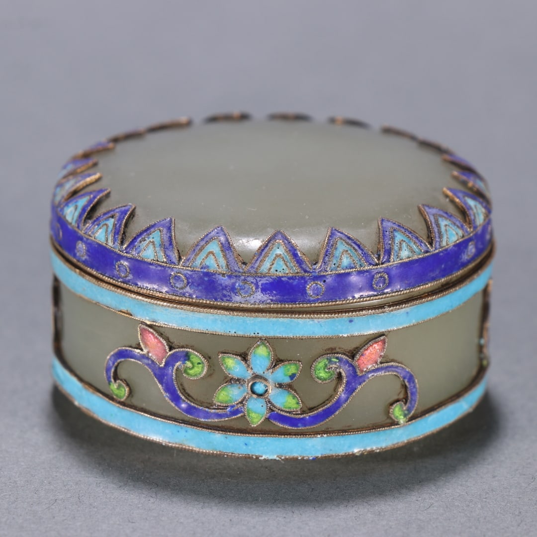 A Qing Dynasty Hetian jade-inlaid copper gilt baked blue pattern printing clay box - 6