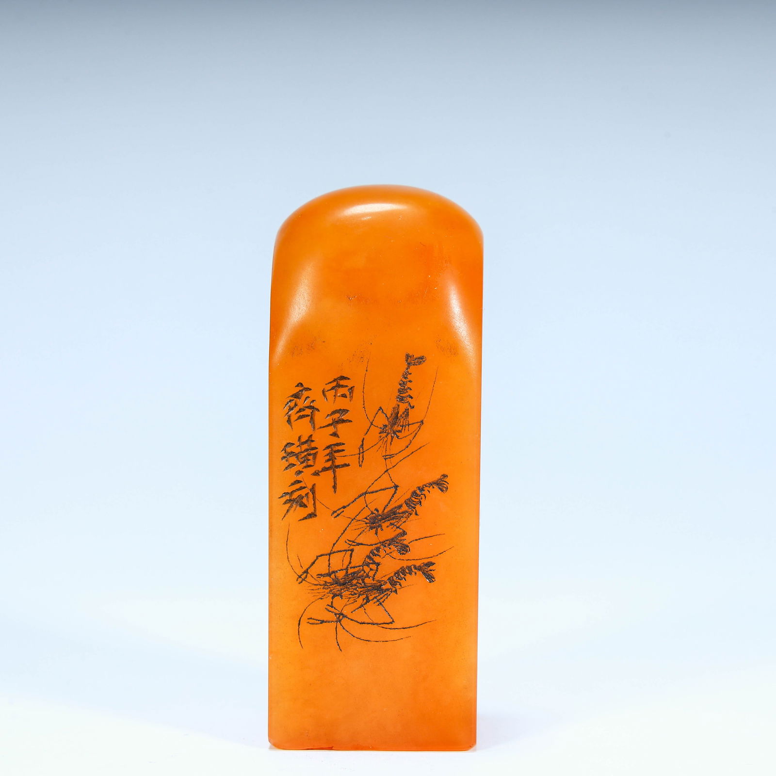 A Tian Huangshi seal of the Qing Dynasty: Tian Huangshi seal of the Qing Dynasty Size: H:7cm L: 2.8cm W:2.8cm W:128.5g (The Dimensions Of All Batches Are Manually Measured.If You Need More Detailed Information, Please