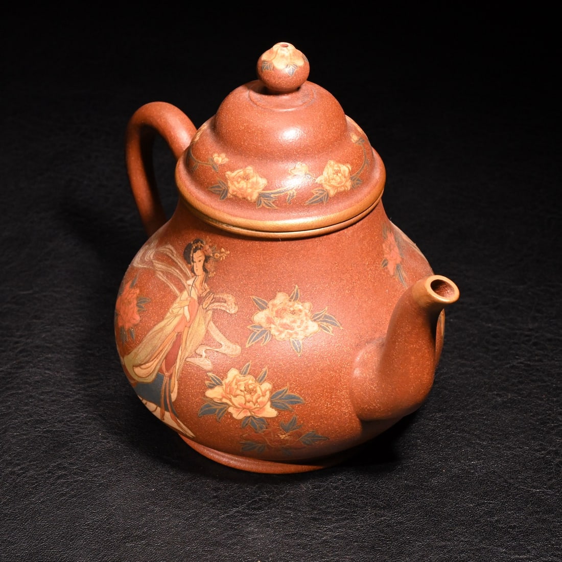 A beautiful old purple sand lady picture pot (1 of 8)