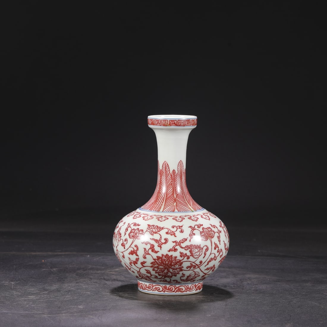 A glazed red entwined lotus pattern appreciation vase made in the Qianlong period of the Qing (1 of 9)