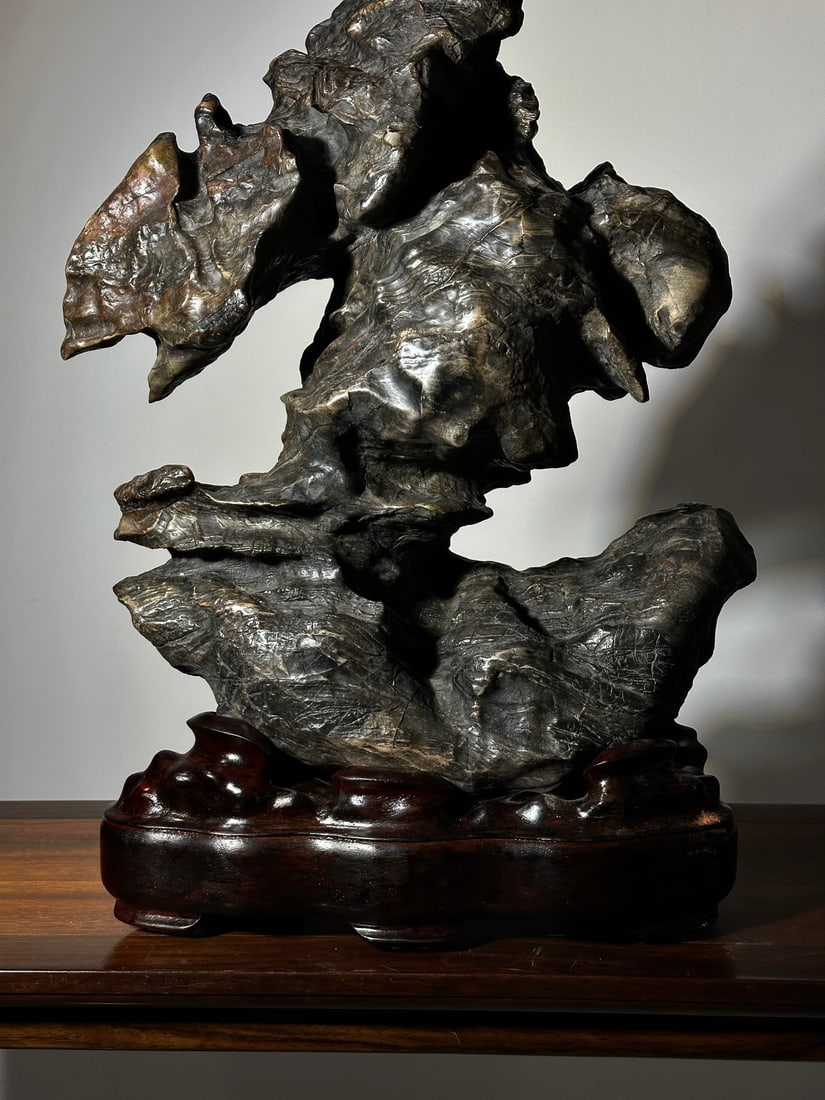 A fine Lingbi stone - 4