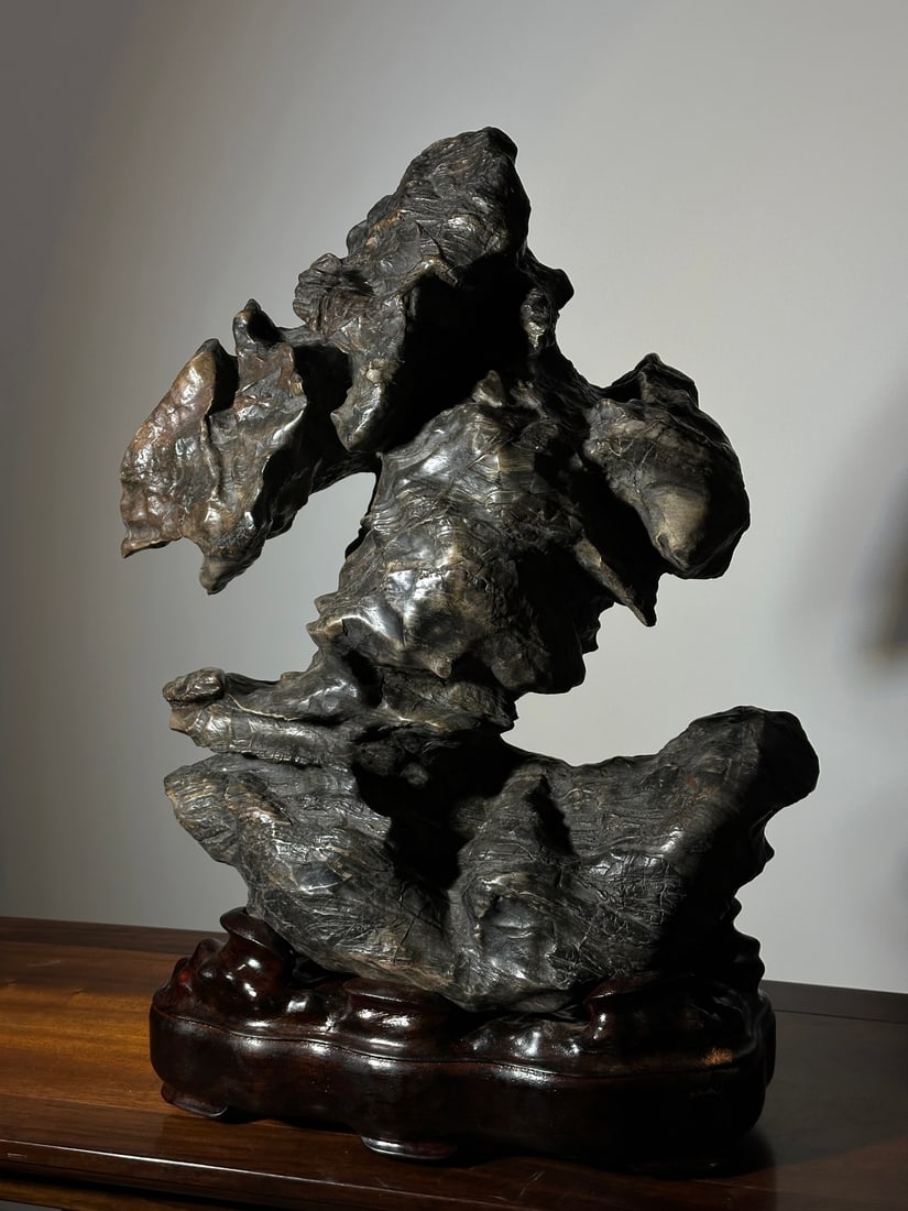 A fine Lingbi stone - 5