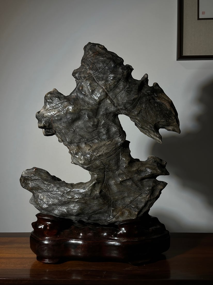 A fine Lingbi stone - 7