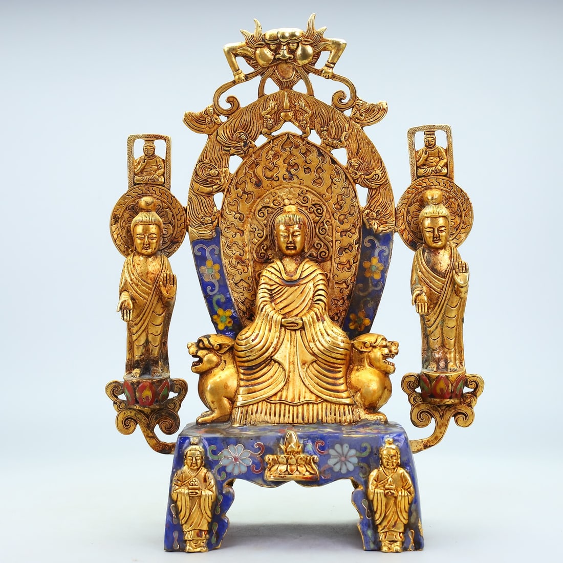 A fine bronze gilt relief openwork cloisonn é cloisonn é enamel craft Buddha statue: Exquisite copper gilt relief openwork cloisonné cloisonné enamel craft Buddha statue Size:H:38cm W:28cm W:2457g (The Dimensions Of All Batches Are Manually Measured.If You Need More Detailed Informa