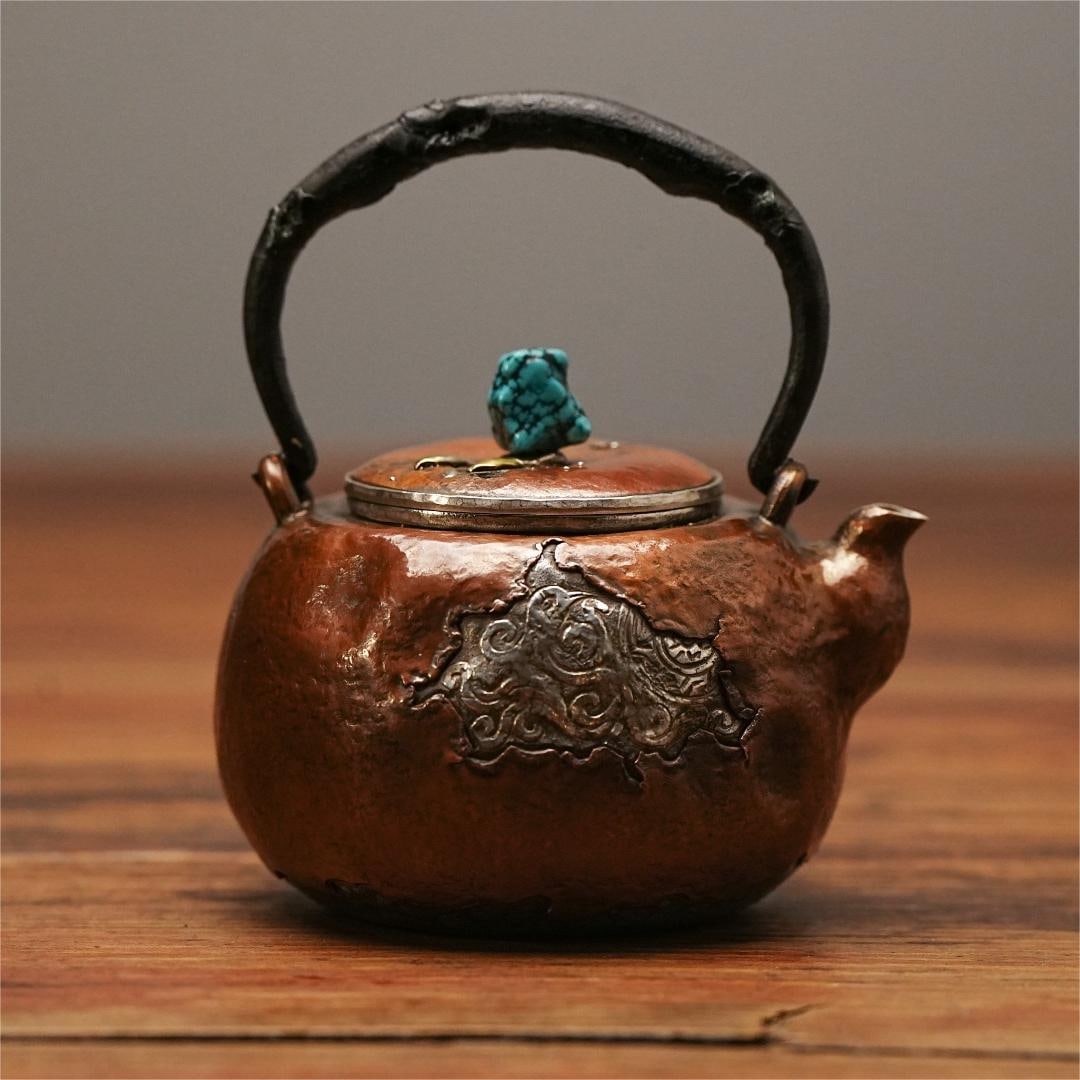 A fine Japanese silver pot (1 of 9)