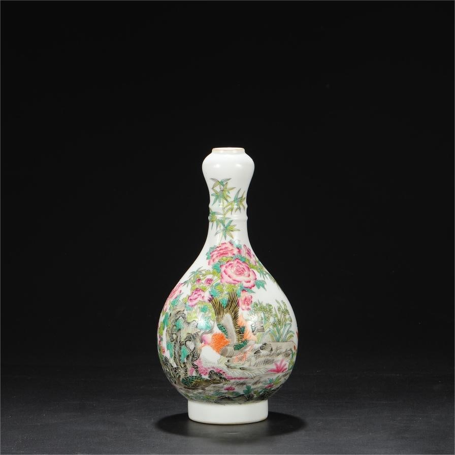 A garlic vase made in the Yongzheng era of the Qing Dynasty (1 of 8)