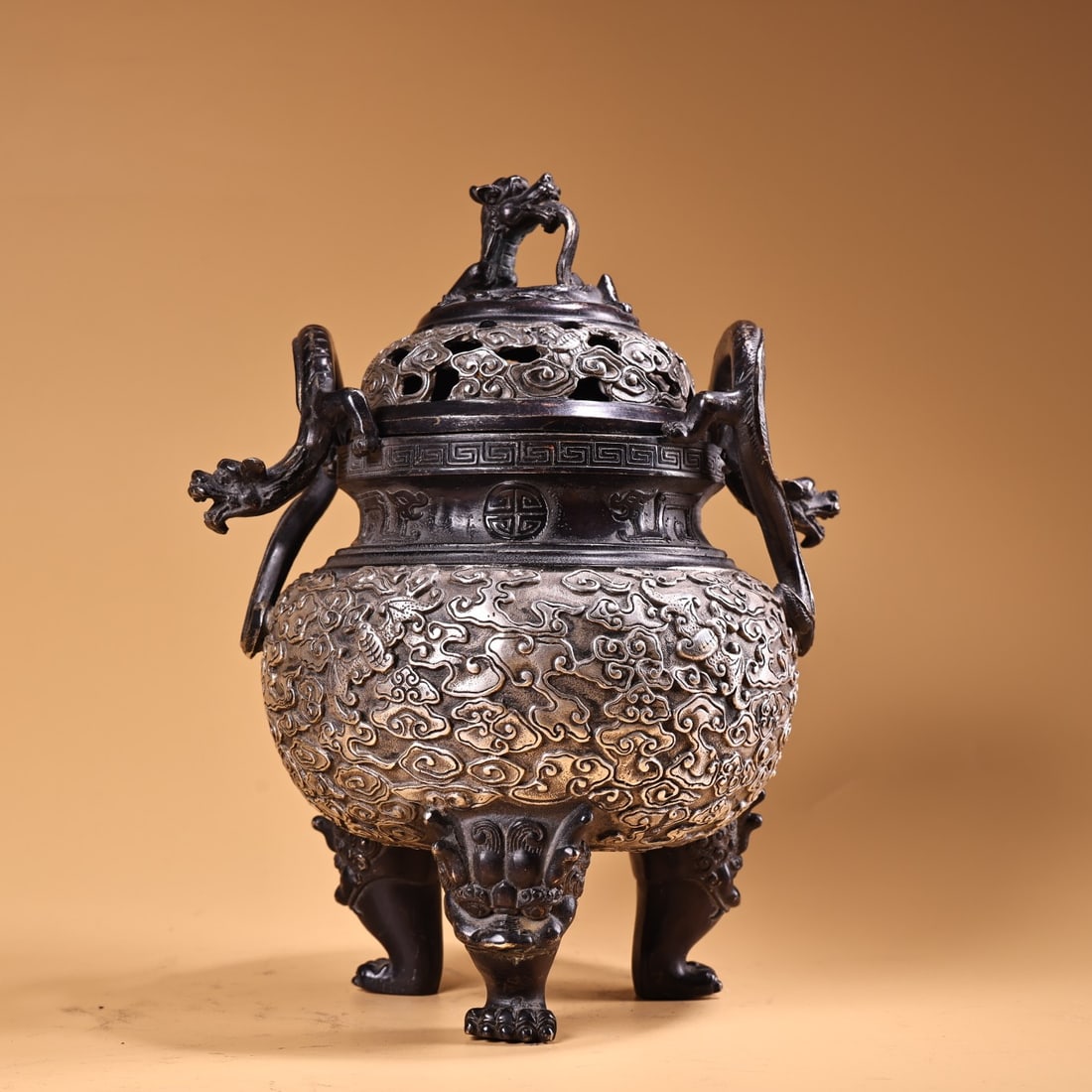 A fine vintage pure copper all-copper high relief engraved gilt silver incense burner (1 of 9)