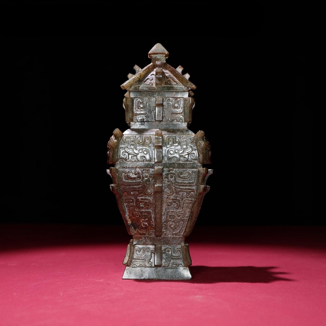 A beautiful Hetian jade seed material raw pit full of Qinlei bottle (1 of 9)