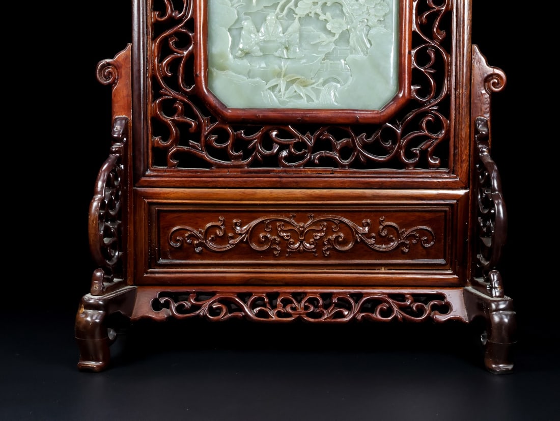 A beautiful Hetian mountain material insert - 3