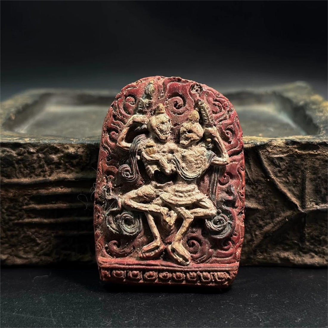 A double-body corpse of the Qing Dynasty is rubbed by the old master of the forest: The Qing Dynasty's double-body corpse forest lord rubbed it Size:?H:6.2cmW:3.8cm (The Dimensions Of All Batches Are Manually Measured.If You Need More Detailed Information, Please Contact Our Customer