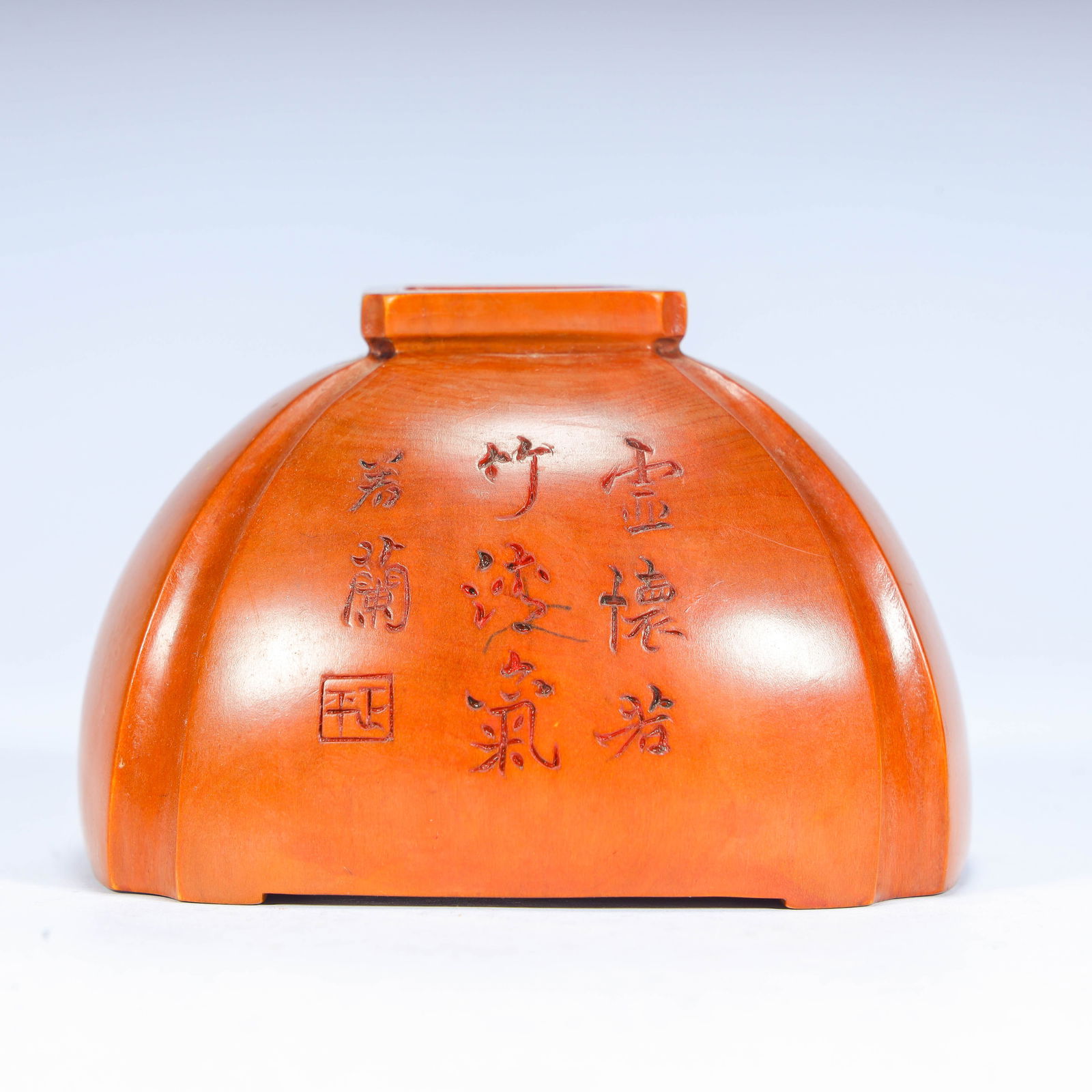 A boxwood woodcut poetry water bowl of the Qing Dynasty: Qing Dynasty boxwood woodcut poetry water bowl Size: H:5.5cm L: 8.5cm W:7.8cm W:120g (The Dimensions Of All Batches Are Manually Measured.If You Need More Detailed Information, Please Contact Our Cust