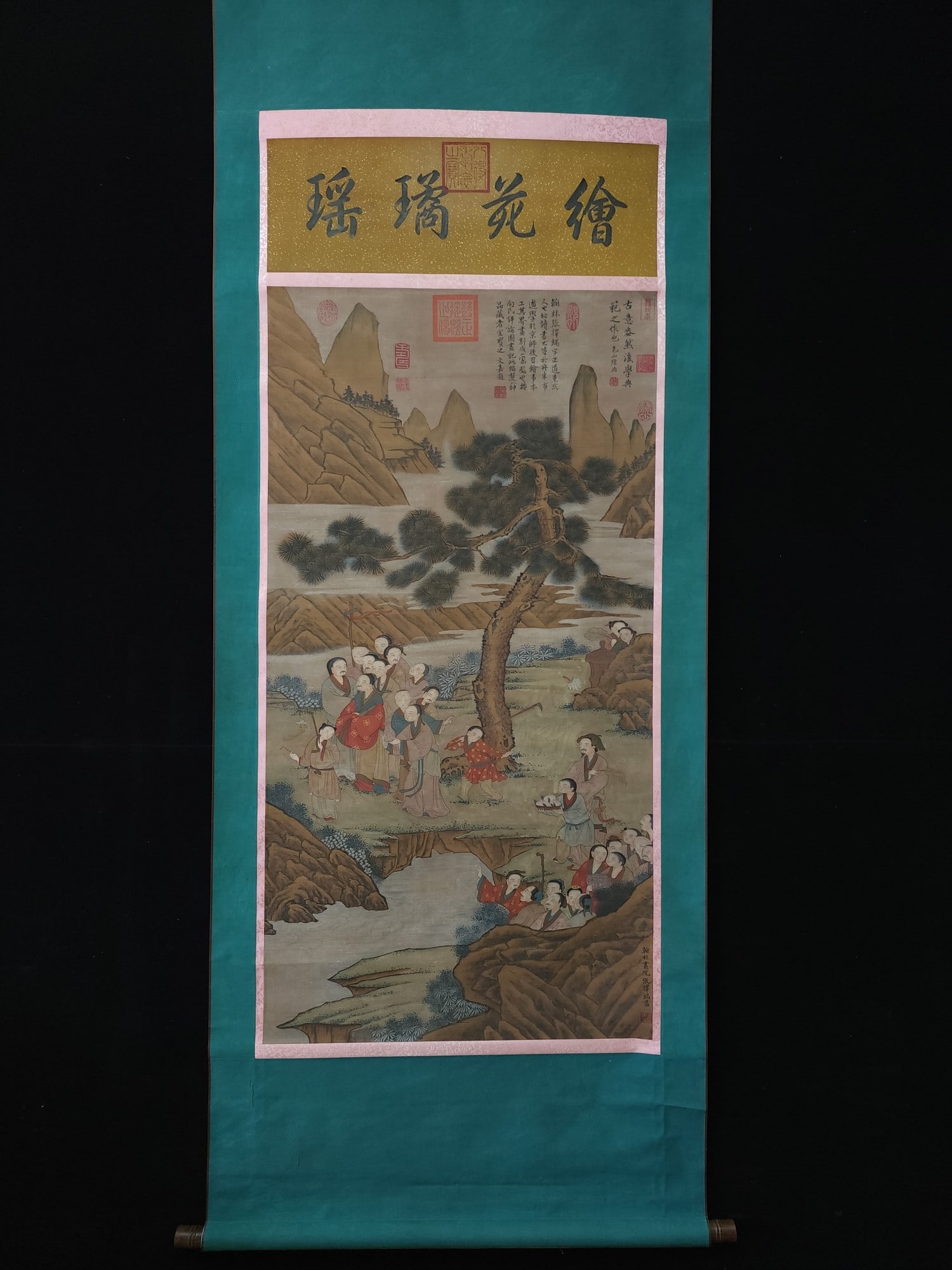 A silk figure landscape painting by Zhang Zeduan in the Song Dynasty: Song Dynasty Zhang Zeduan's silk character landscape painting Flower core Size:127X66cm (The Dimensions Of All Batches Are Manually Measured.If You Need More Detailed Information,