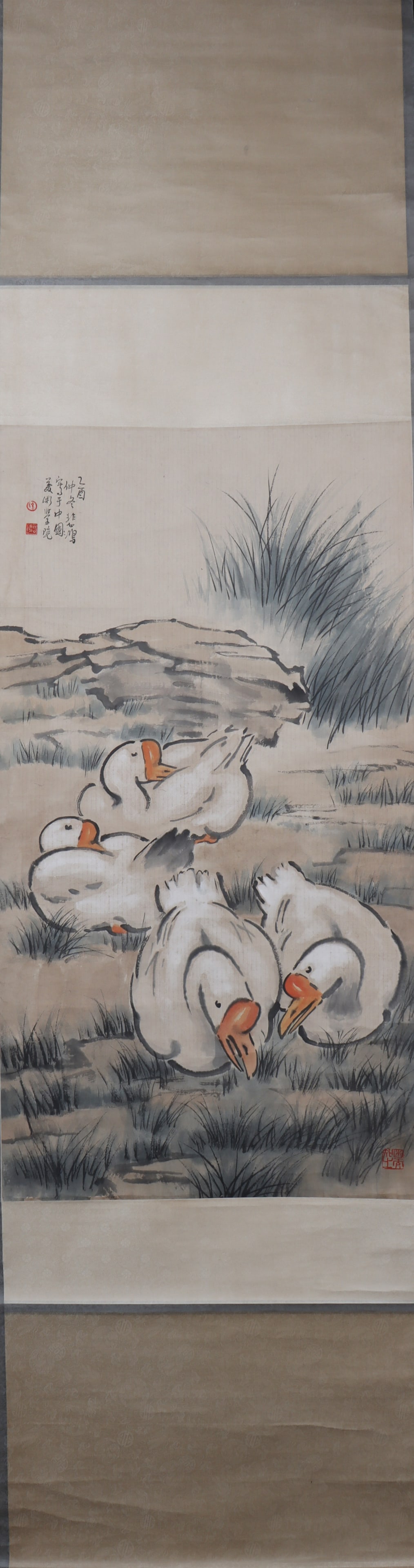 A Chinese Vertical Scroll Ink Painting of Goose on Paper: A Chinese Vertical Scroll Ink Painting of Goose on Paper Xu beihong Size:100cmx54cm (The Dimensions Of All Batches Are Manually Measured.If You Need More Detailed Information, Please Contact Our Custo
