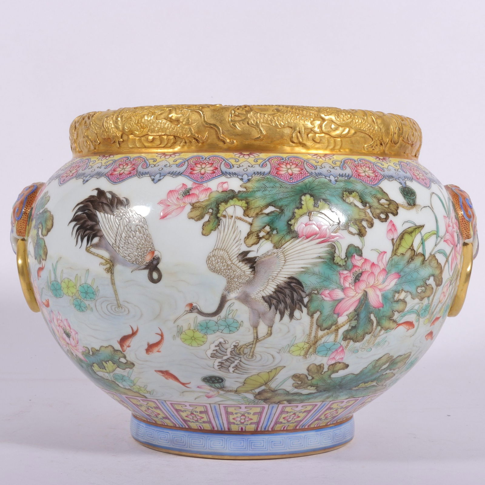 An Exquisite Enamel Painted Gold Dragon Pattern Flower and Bird Pattern with poem Double-Ears Brush: An Exquisite Enamel Painted Gold Dragon Pattern Flower and Bird Pattern with poem Double-Ears Brush Washer Qing Dynasty, China Qianlong Four-character Mark Size:18cmx22cm (The Dimensions Of All Batche