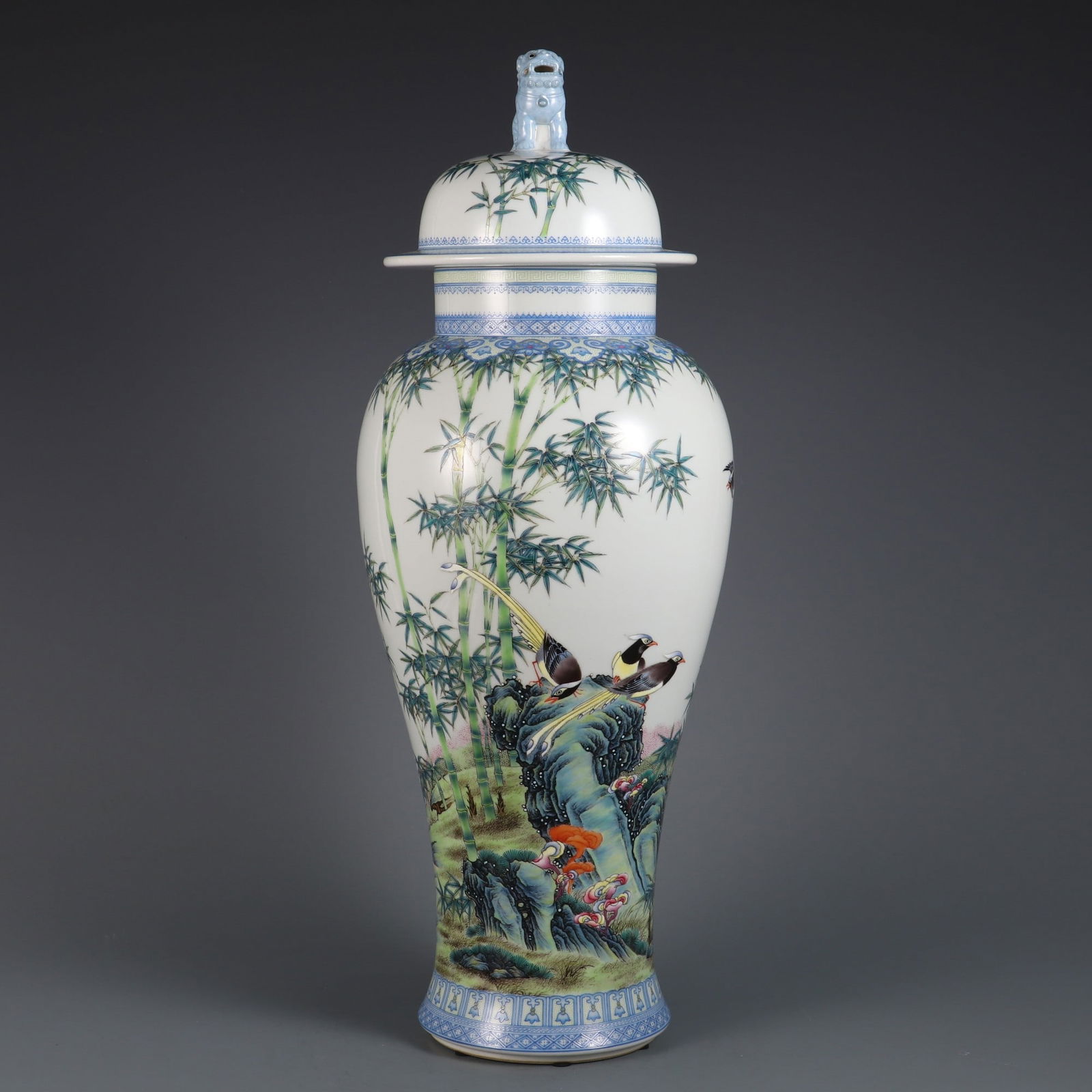 An Exquisite Enamel Flower and Bird Pattern with poem Jar (1 of 11)