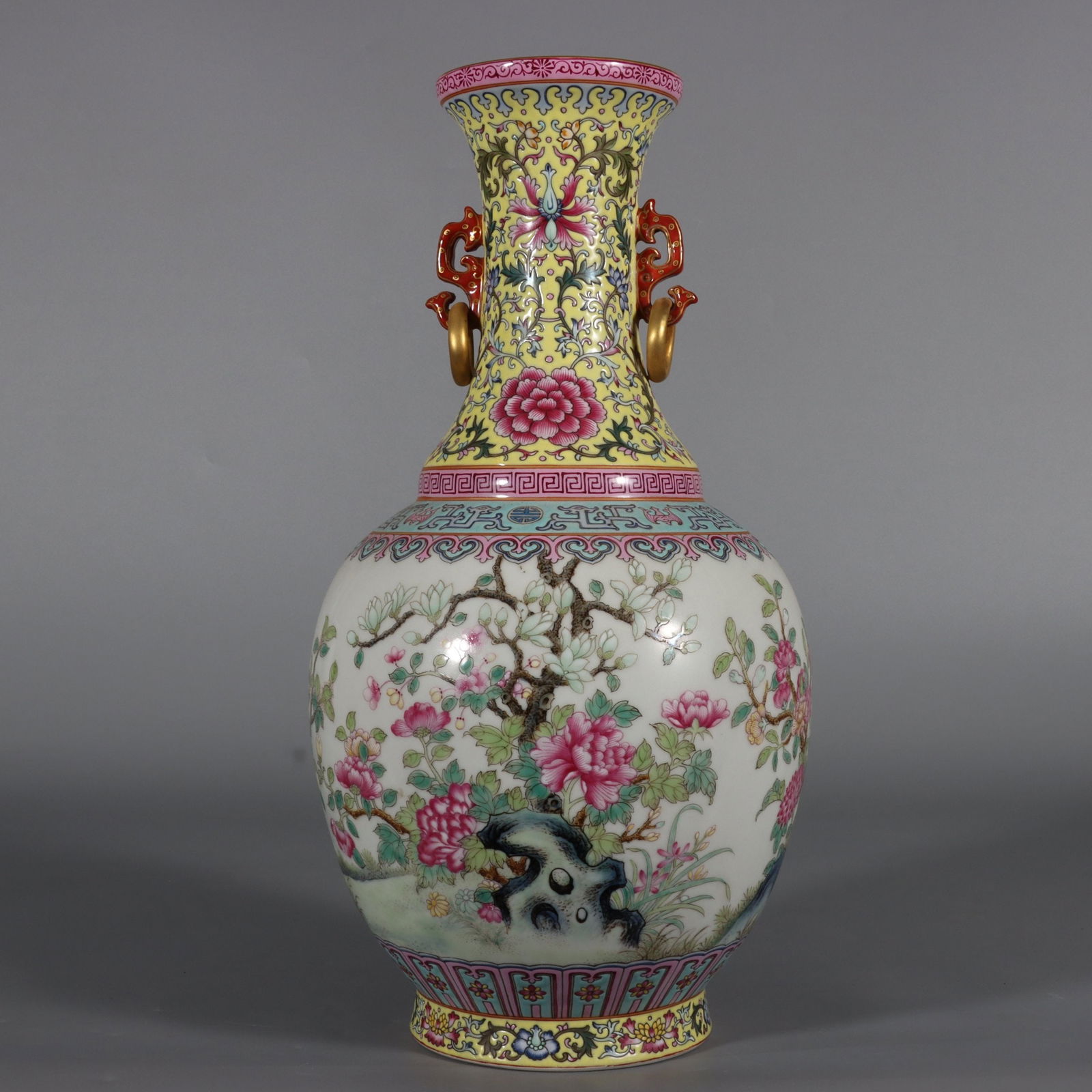 An Exquisite Famille-Rose Lotus Pattern Flower Pattern Double-Ears Vase (1 of 9)