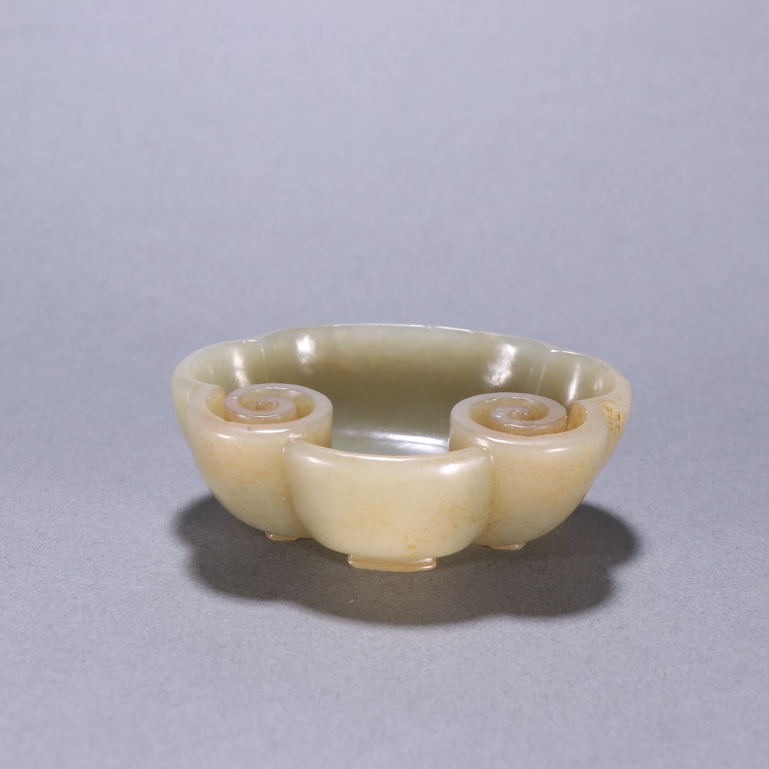 An Exquisite White Jade Brush Washer (1 of 9)