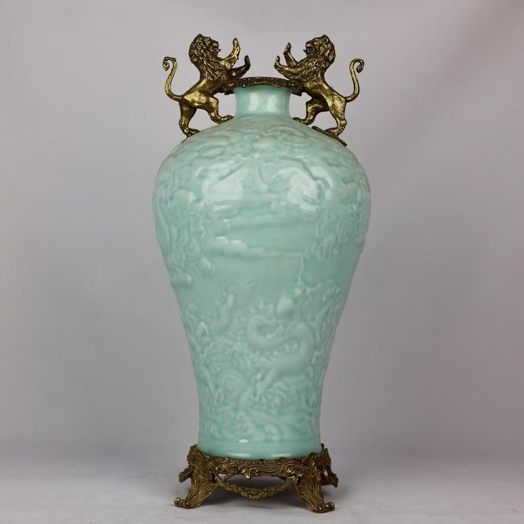 An Exquisite Celadon Glazed Inlaid Bronze Dragon Pattern Double-Ears Vase (1 of 9)