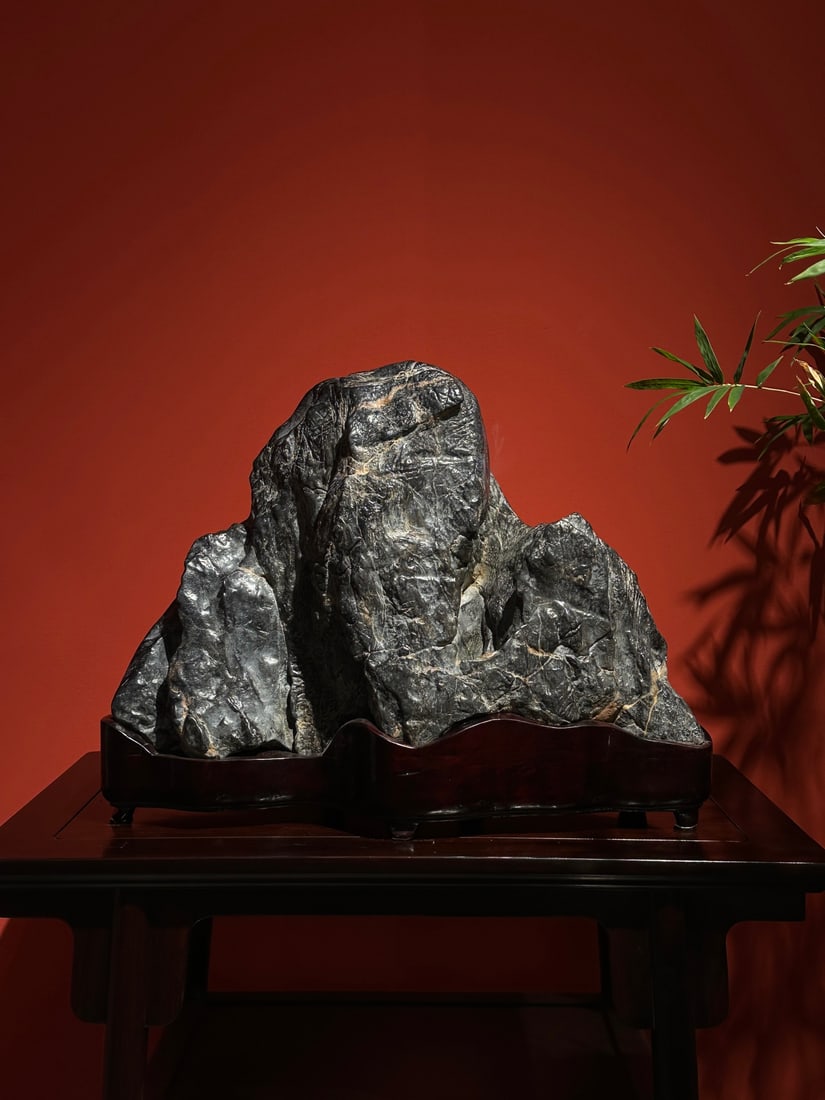 An Exquisite Lingbi Stone Rockery Ornament: An Exquisite Lingbi Stone Rockery Ornament Qing Dynasty, China Size:52cmx40cmx28cm (The Dimensions Of All Batches Are Manually Measured.If You Need More Detailed Information, Please Contact Our Custom