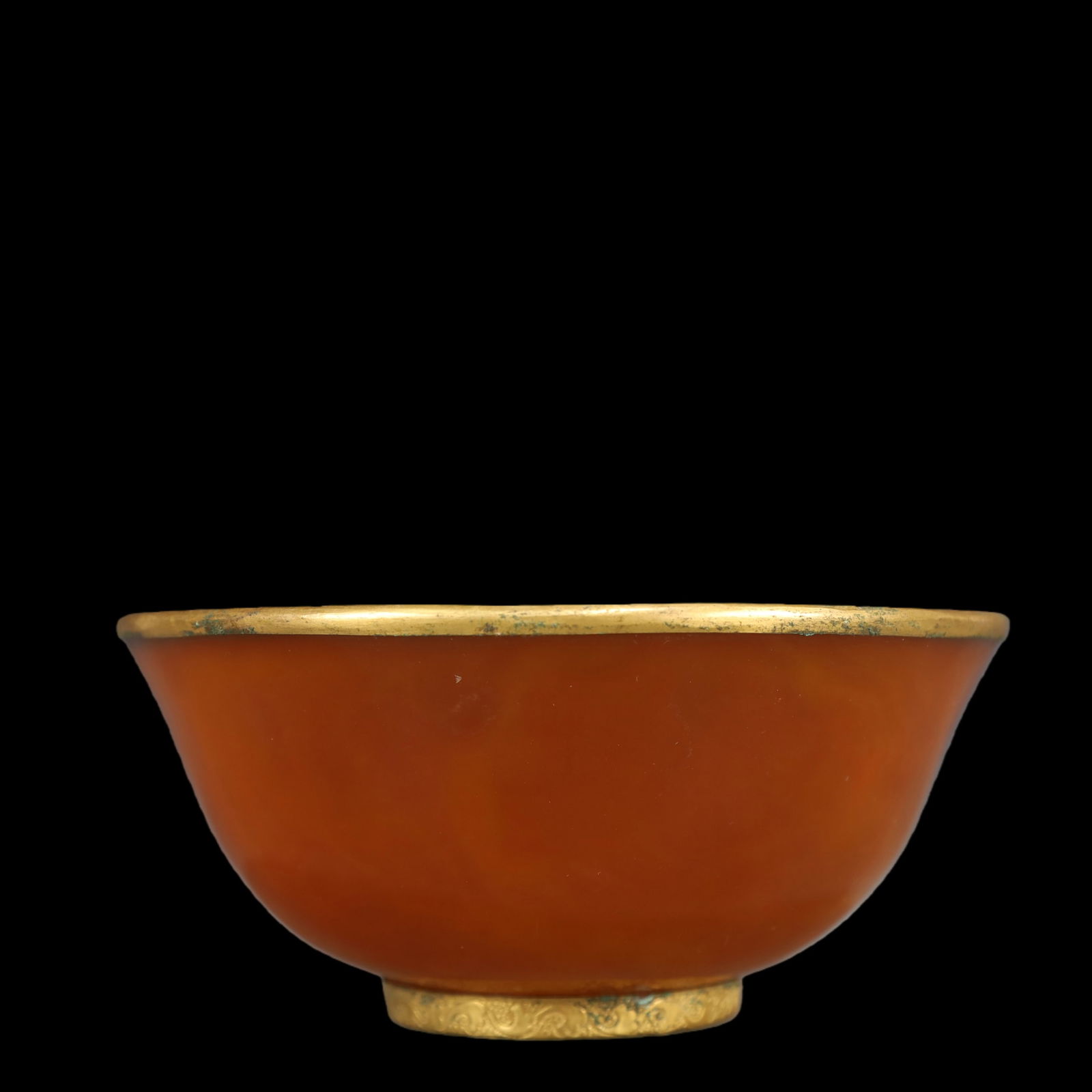 A Exquisite Agate Outline in gold Bowl (1 of 6)
