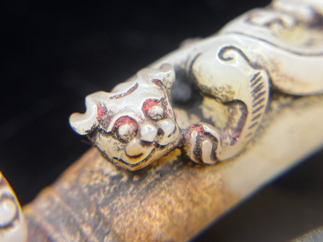 An Exquisite White Jade Dragon Pattern Hook - 9