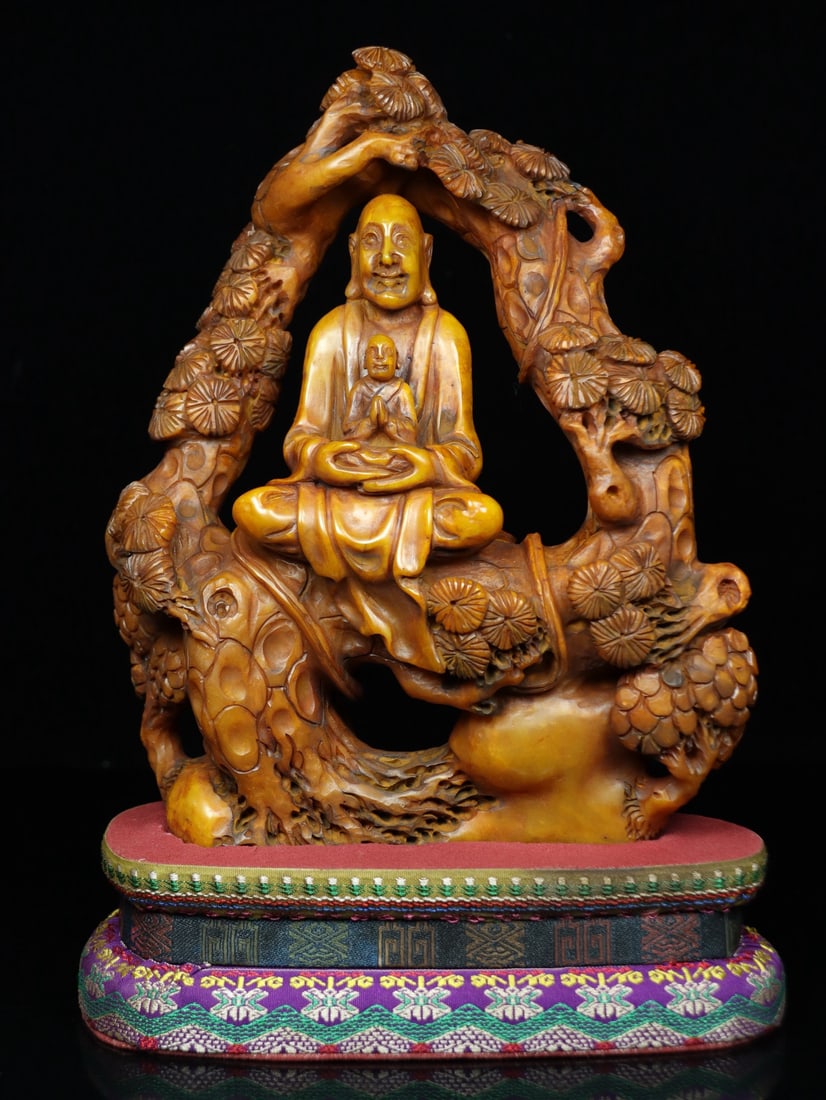 An Exquisite Tianhuang Stone Statue of Arhat Ornament (1 of 8)