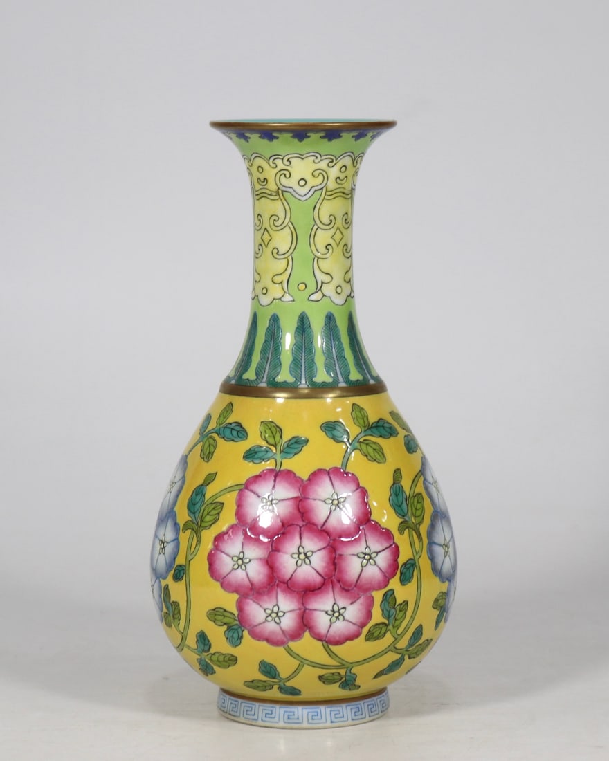 An Exquisite Famille-Rose Lotus Pattern Vase (1 of 9)