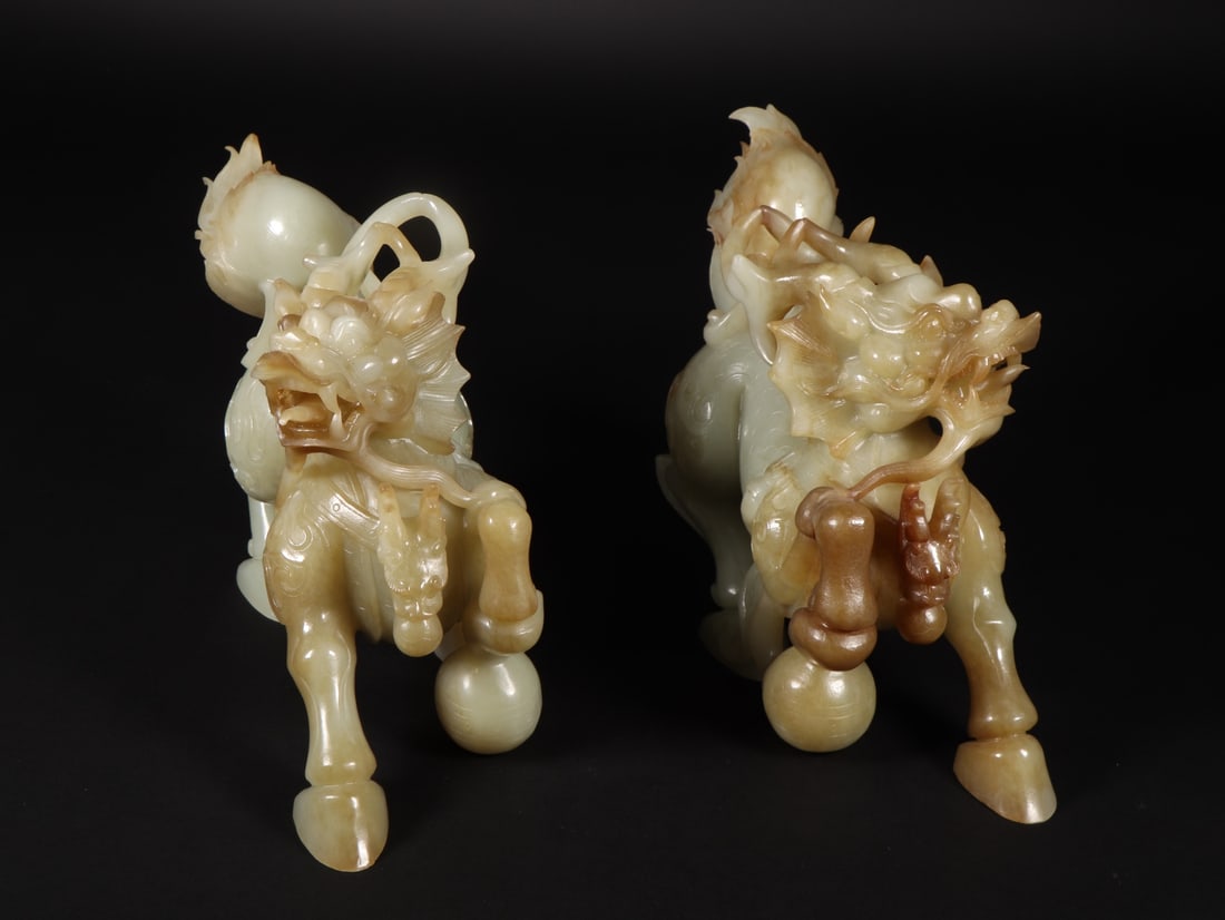 A Pair of Exquisite White Jade Kylin Ornament (1 of 9)