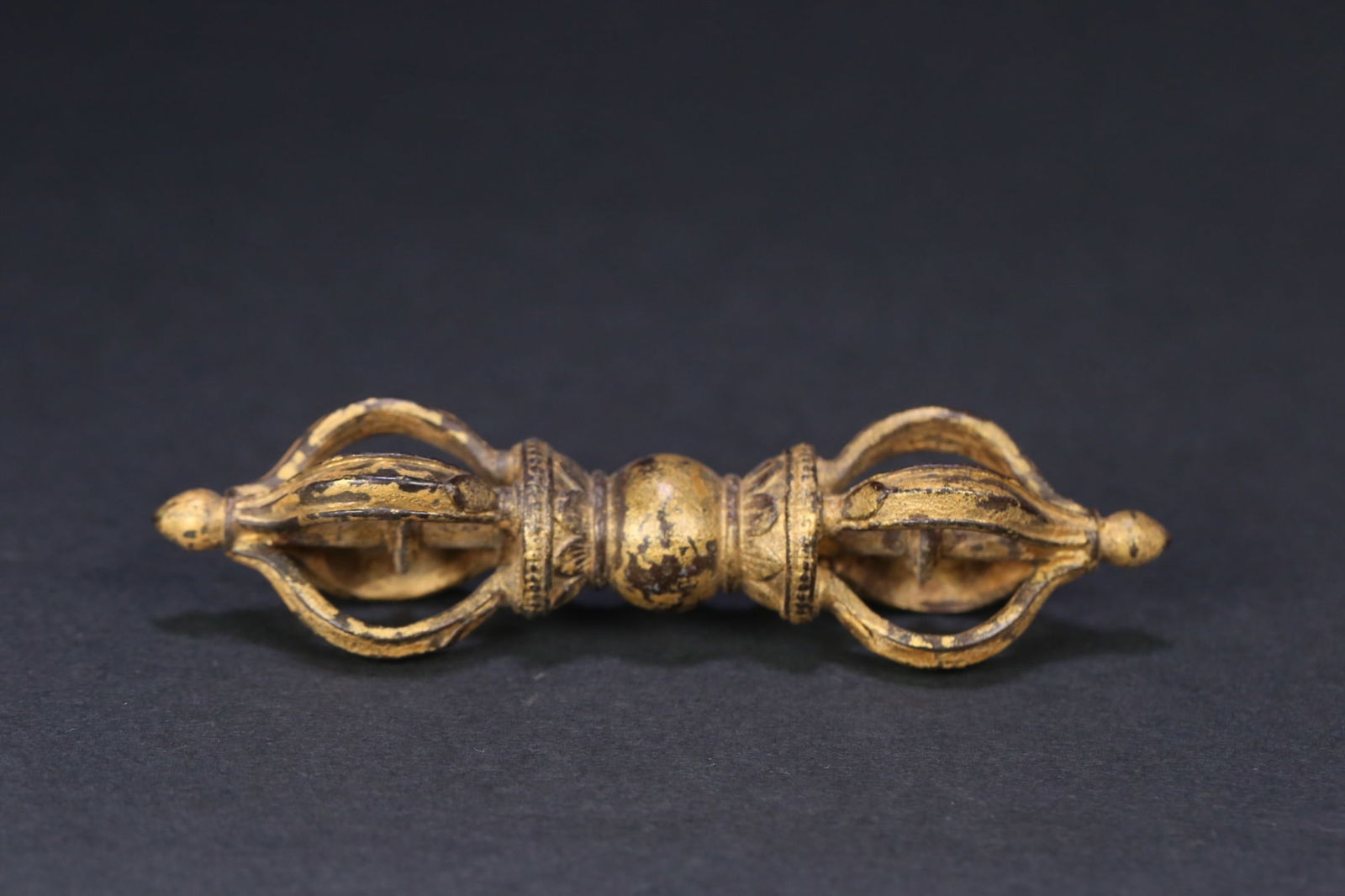 An Exquisite Gilt Bronze Vajry Pestle (1 of 9)