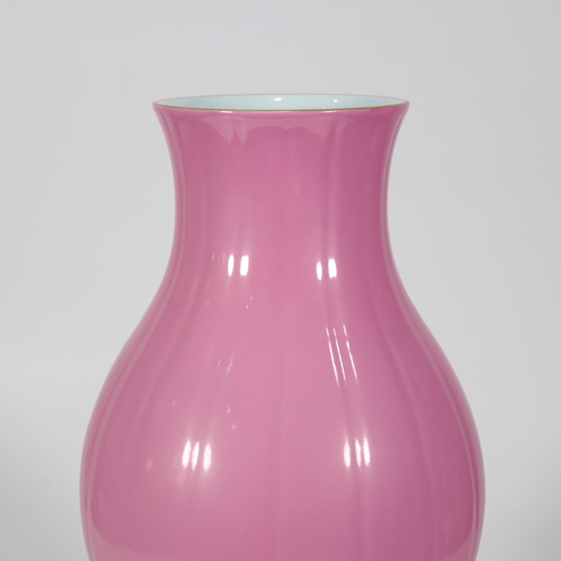 An Exquisite Ruby Red-Glazed Vase - 2