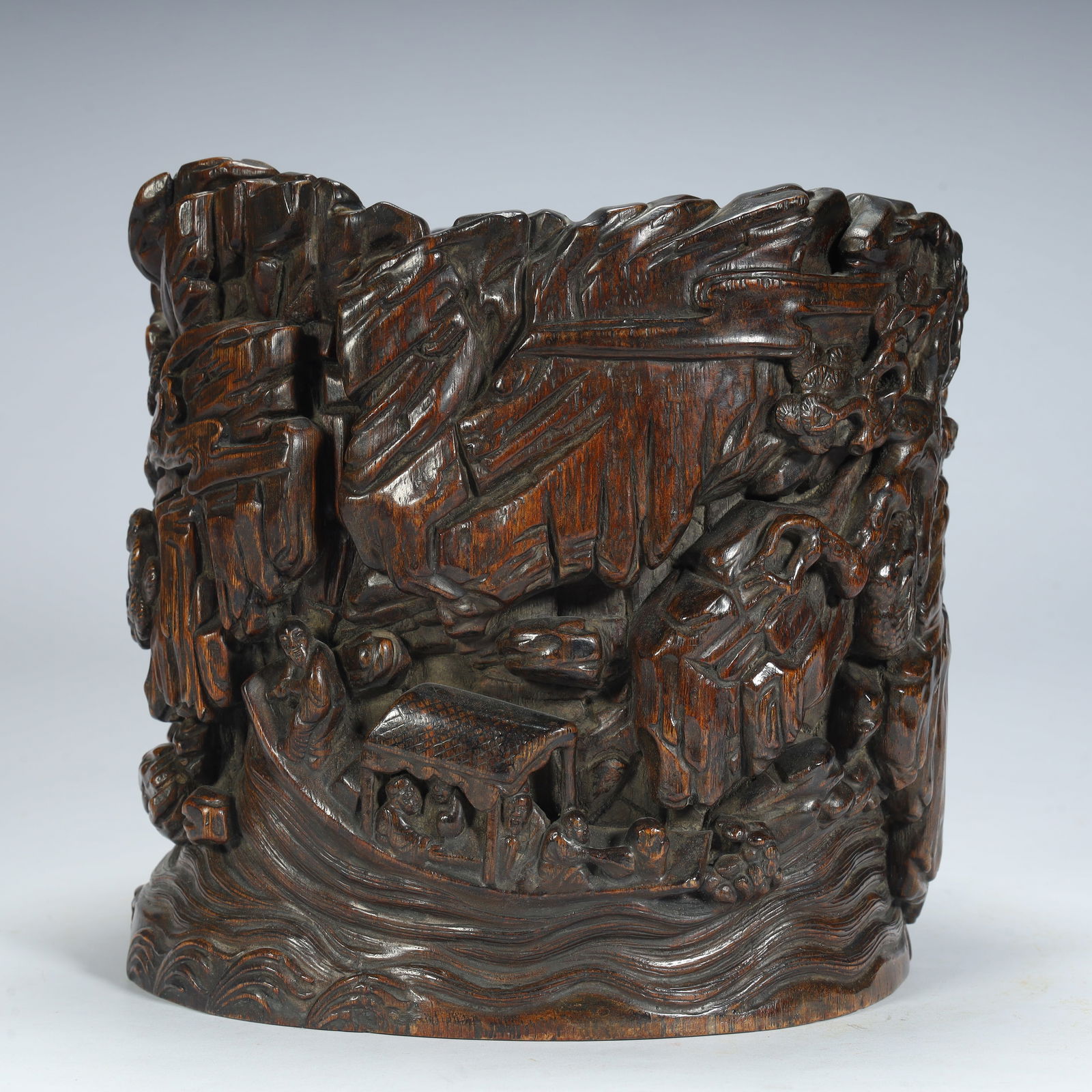 A pen holder of agarwood landscape characters from the Qing Dynasty (1 of 11)