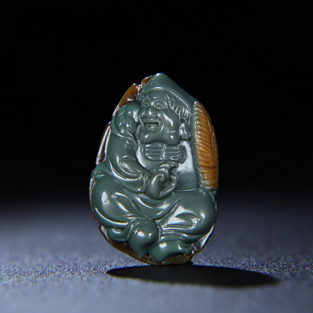 A beautiful natural agate Jigong pendant: Exquisite natural agate Jigong pendant Size:52x35x15mmW:36g (The Dimensions Of All Batches Are Manually Measured.If You Need More Detailed Information, Please Contact Our Customer Service Before Biddi