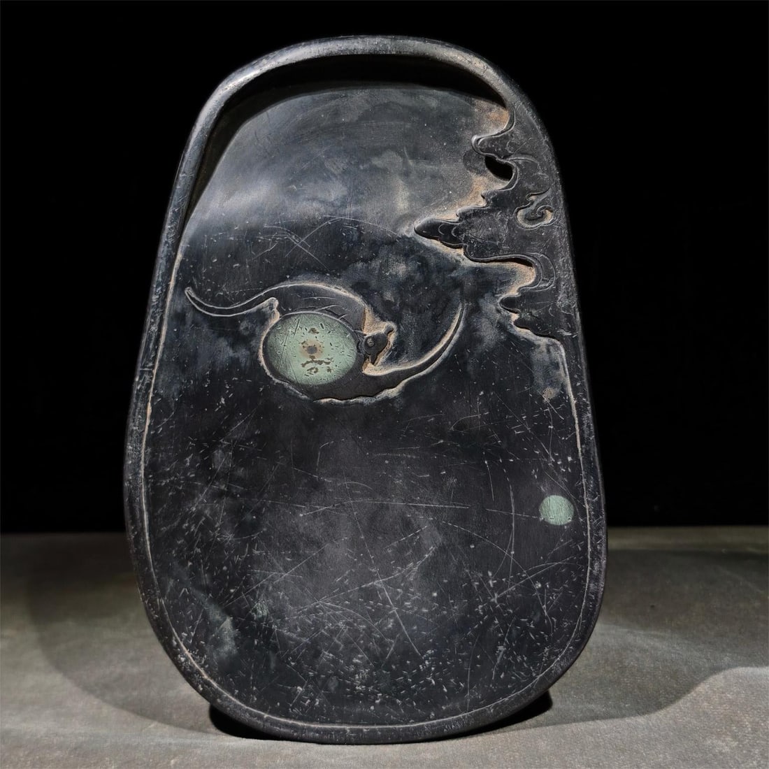 A He Guanying Duanyan: He Guanying's Duanyan Size: (The Dimensions Of All Batches Are Manually Measured.If You Need More Detailed Information, Please Contact Our Customer Service Before Bidding.)