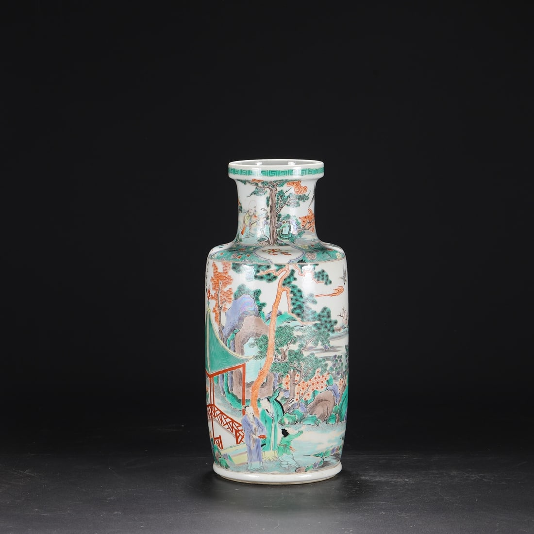 A blue and white colorful character inscription poem made in the Kangxi Dynasty of the Qing Dynasty: The blue and white colorful characters inscribed with poems in the Kangxi era of the Qing Dynasty are hung from the bottle Size:H:44.5cmCalibre:13cmBellydiameter:19cm (The Dimensions Of All Batches Ar