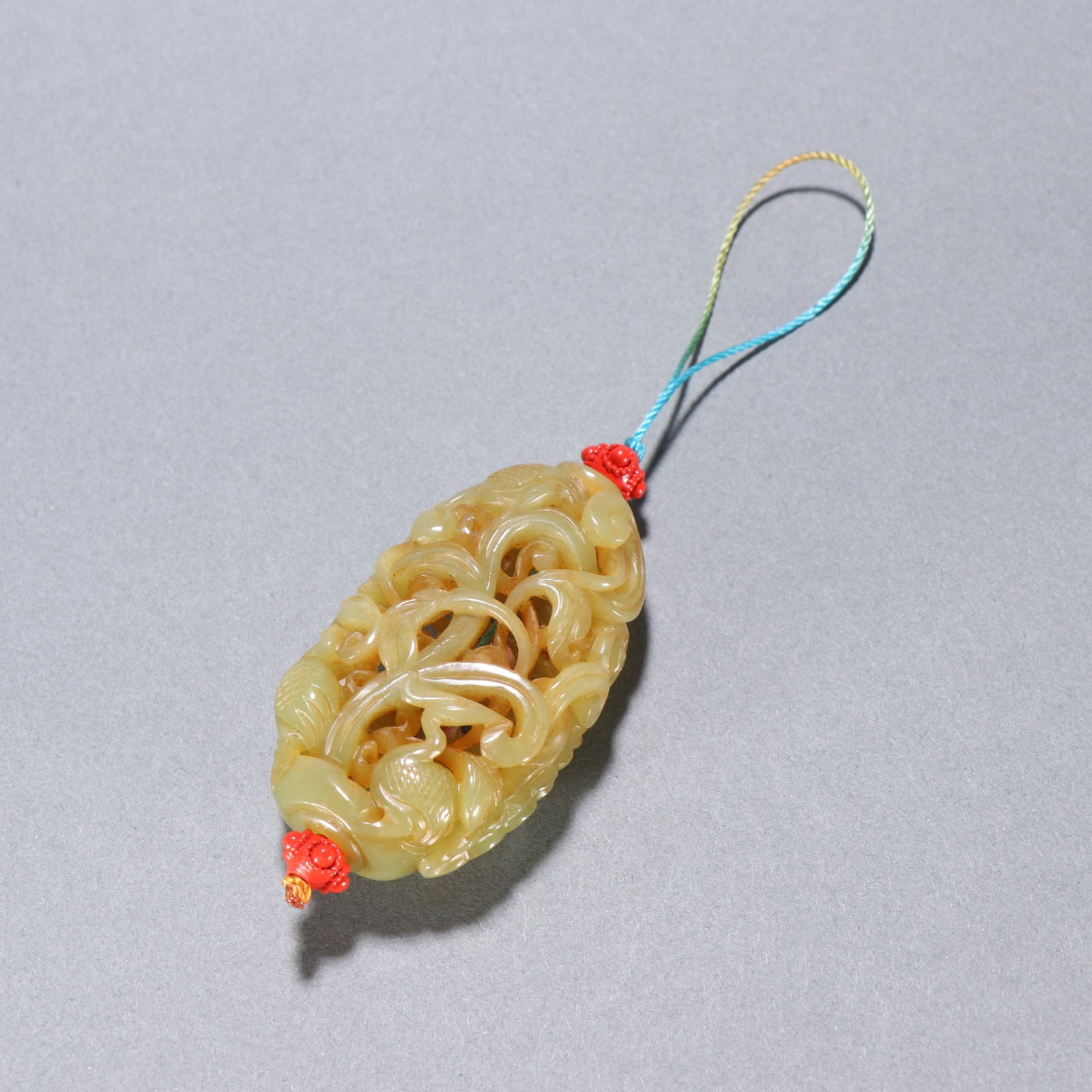 A Qing Dynasty Hetian topaz and Hemeimei pendant (1 of 9)