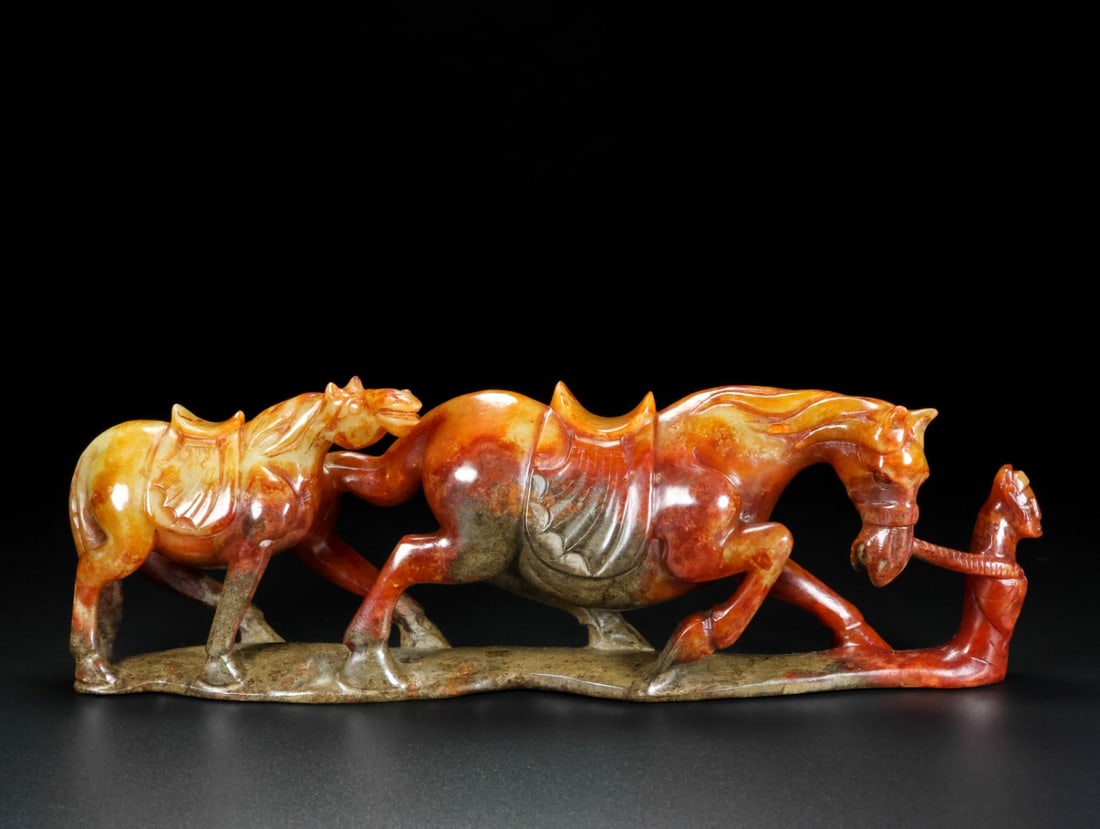 A beautiful piece of Hetian jade jade (1 of 9)