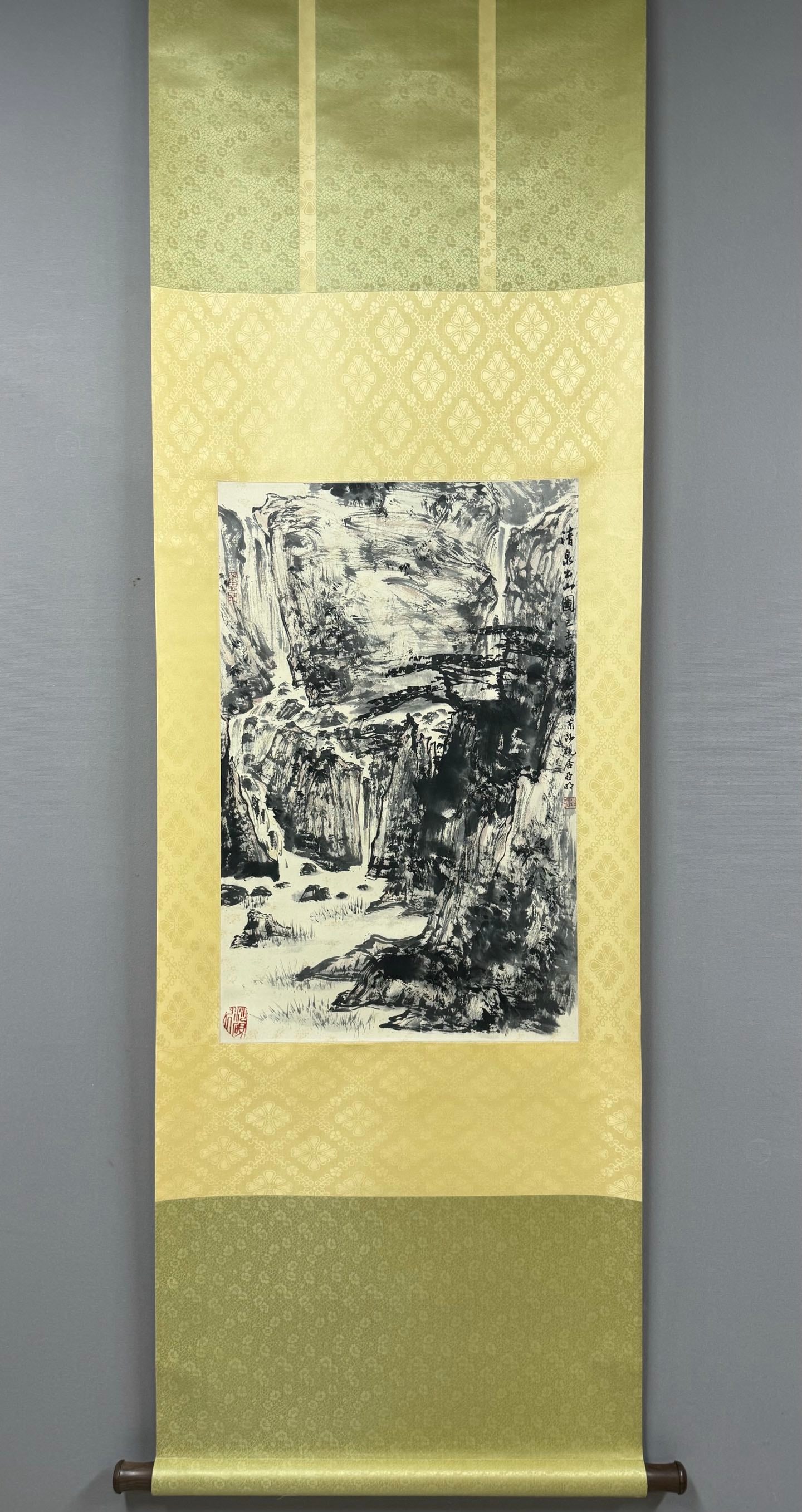 A picture of Yamin's clear spring coming out of the mountain: Yaming's clear spring out of the mountain Size:69x44cm (The Dimensions Of All Batches Are Manually Measured.If You Need More Detailed Information, Please Contact Our Customer Service Before Bidding.)