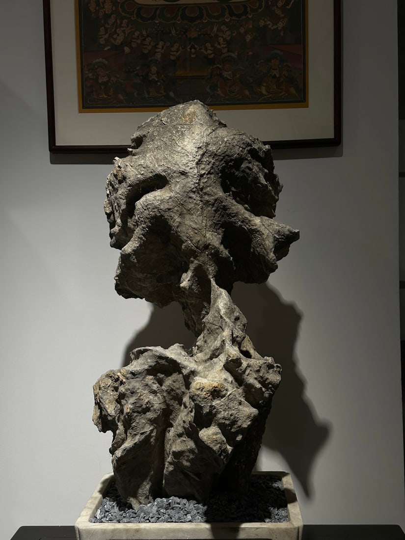 A fine Lingbi stone - 2