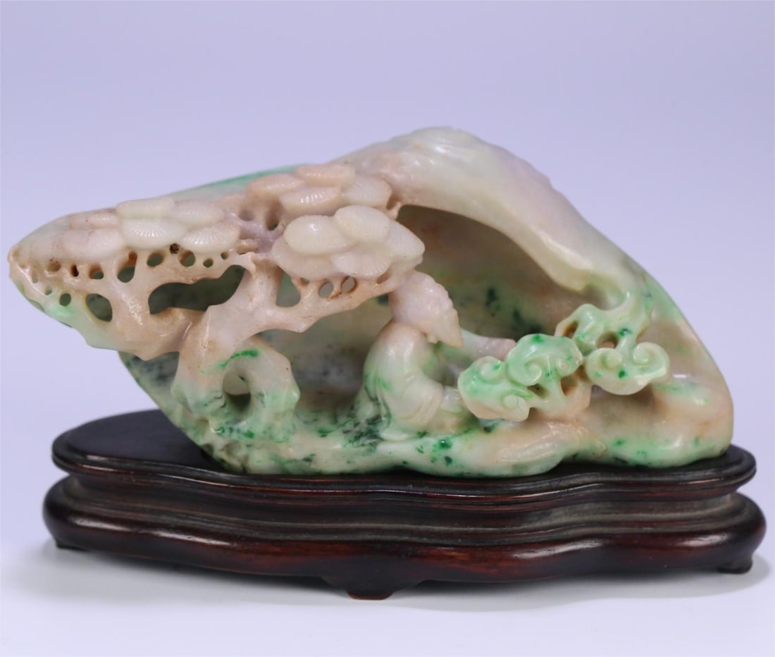 A natural jade character story mountain ornament of the Qing Dynasty (1 of 9)